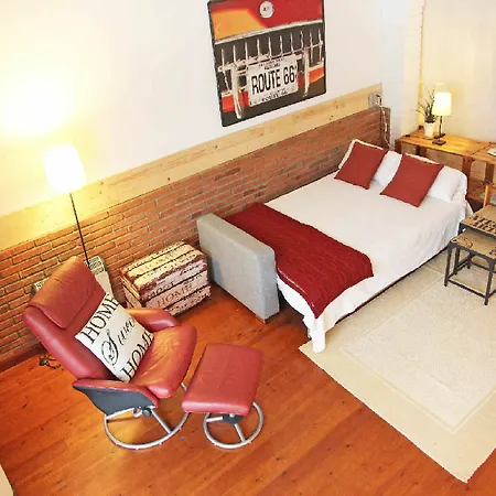 Urban Loft In Sagrada Familia Апартаменты *